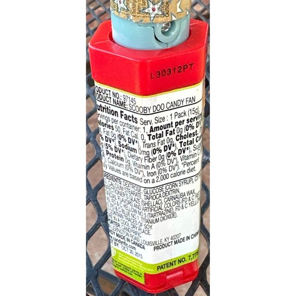 Set of 2 Scooby Doo and Tasmanian Candy Dispensers Plastic - Picture 5 of 7